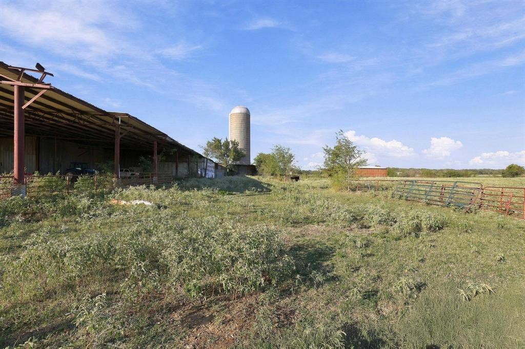 11550 Fm-195, Paris, TX 75462 11550 Fm-195, Paris, TX 75462
