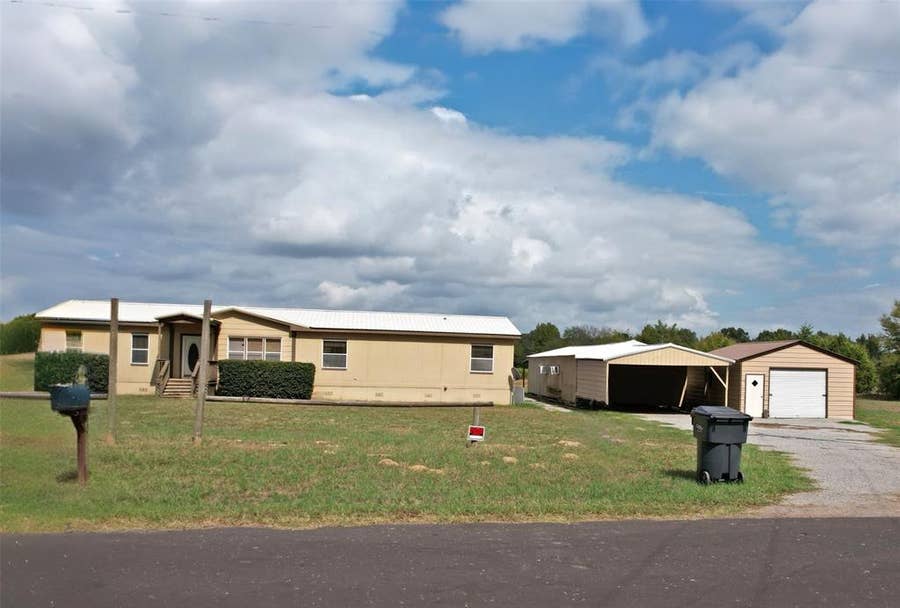 Property photo for 1820 County Road 1410, Quitman, TX
