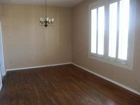 212 W Knox Street, Ennis, TX 75119 212 W Knox Street, Ennis, TX 75119