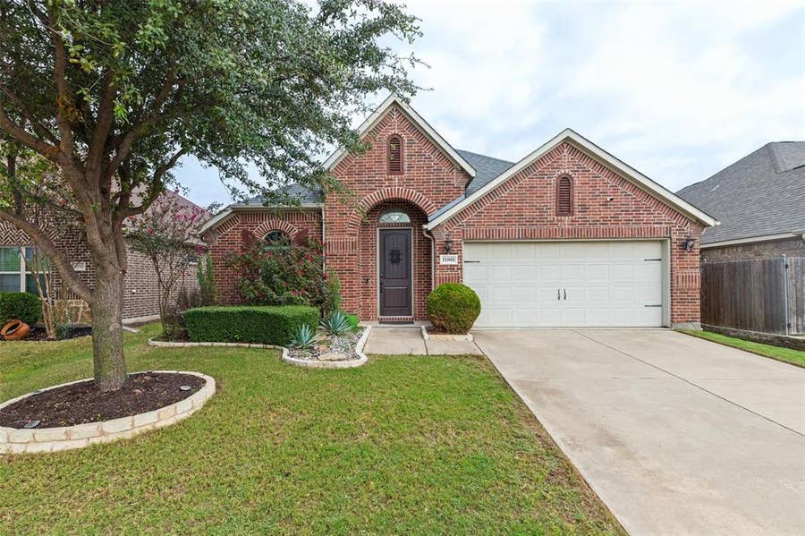 Property photo for 11801 Beach Street, Frisco, TX
