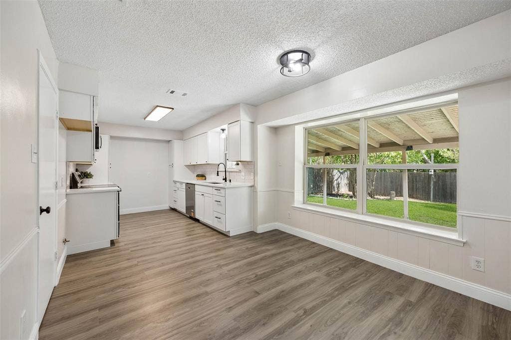 5608 Newman Drive, North Richland Hills, TX 76180 5608 Newman Drive, North Richland Hills, TX 76180