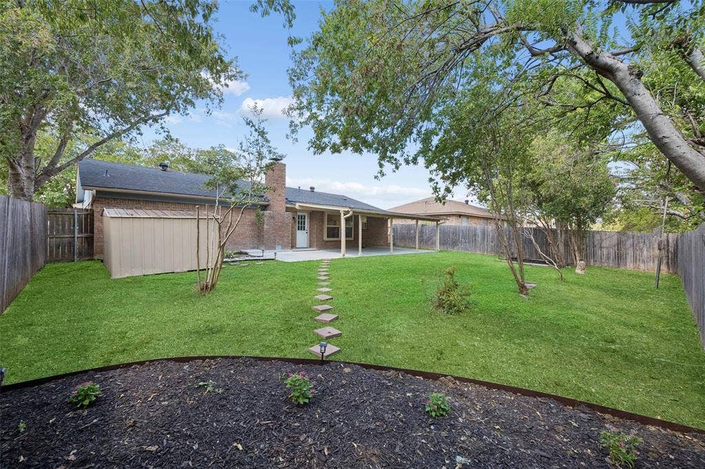 5608 Newman Drive, North Richland Hills, TX 76180 5608 Newman Drive, North Richland Hills, TX 76180
