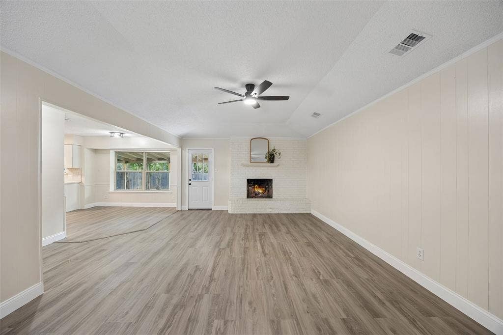 5608 Newman Drive, North Richland Hills, TX 76180 5608 Newman Drive, North Richland Hills, TX 76180