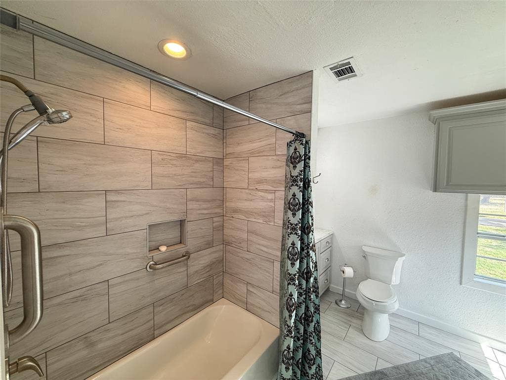 7700 County Road 3700, Athens, TX 75752 7700 County Road 3700, Athens, TX 75752