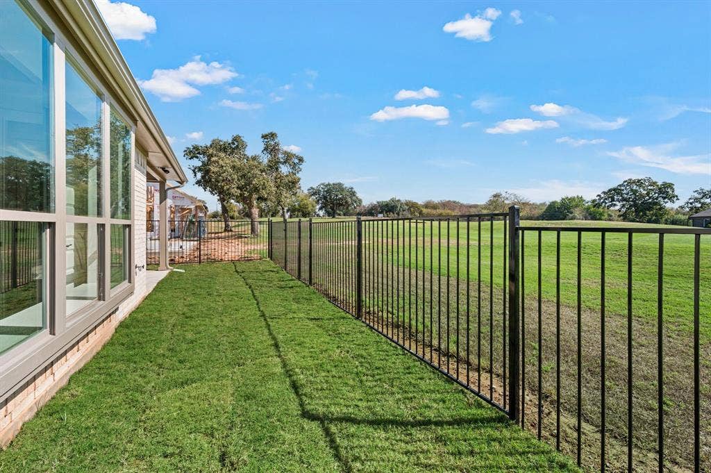 12228 Ross Calhoun Drive, Fort Worth, TX 76179