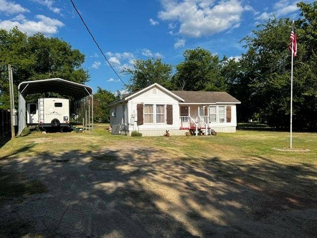 Property photo for 888 Farm Road 900 N, Saltillo, TX