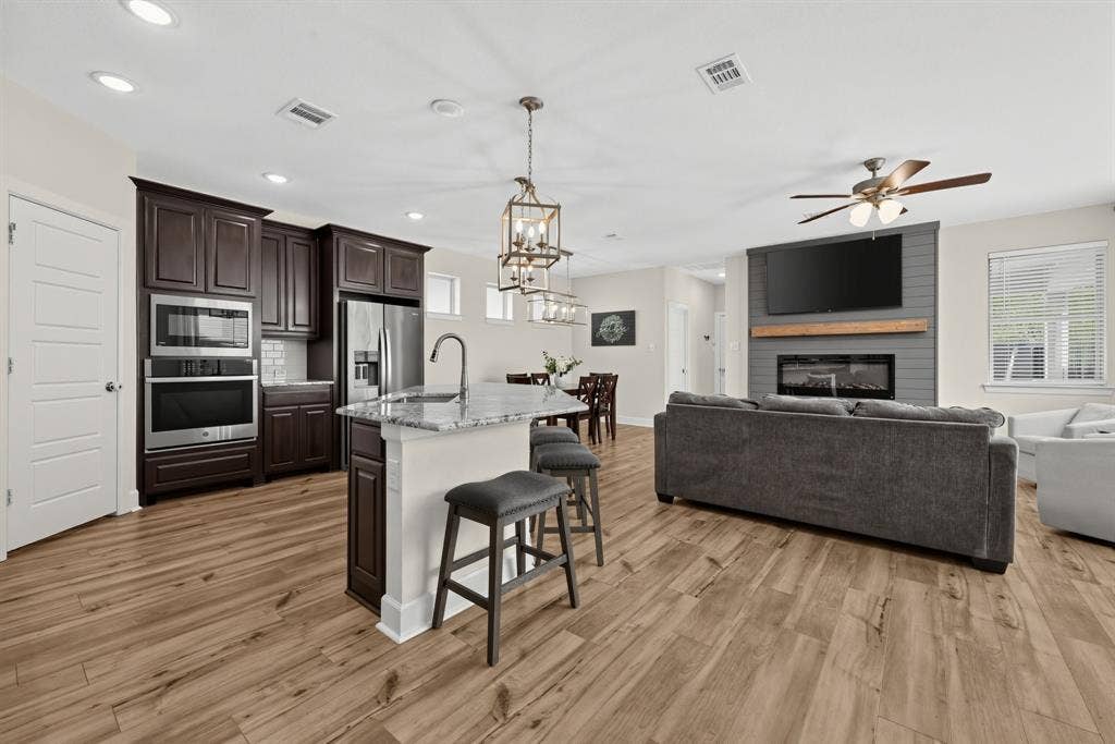 9220 Lamar Street, Rowlett, TX 75089 9220 Lamar Street, Rowlett, TX 75089