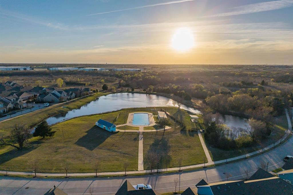 9220 Lamar Street, Rowlett, TX 75089 Homestead Neighborhood Pool and private lake