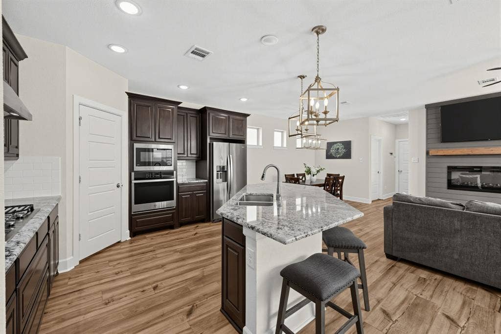 9220 Lamar Street, Rowlett, TX 75089 9220 Lamar Street, Rowlett, TX 75089