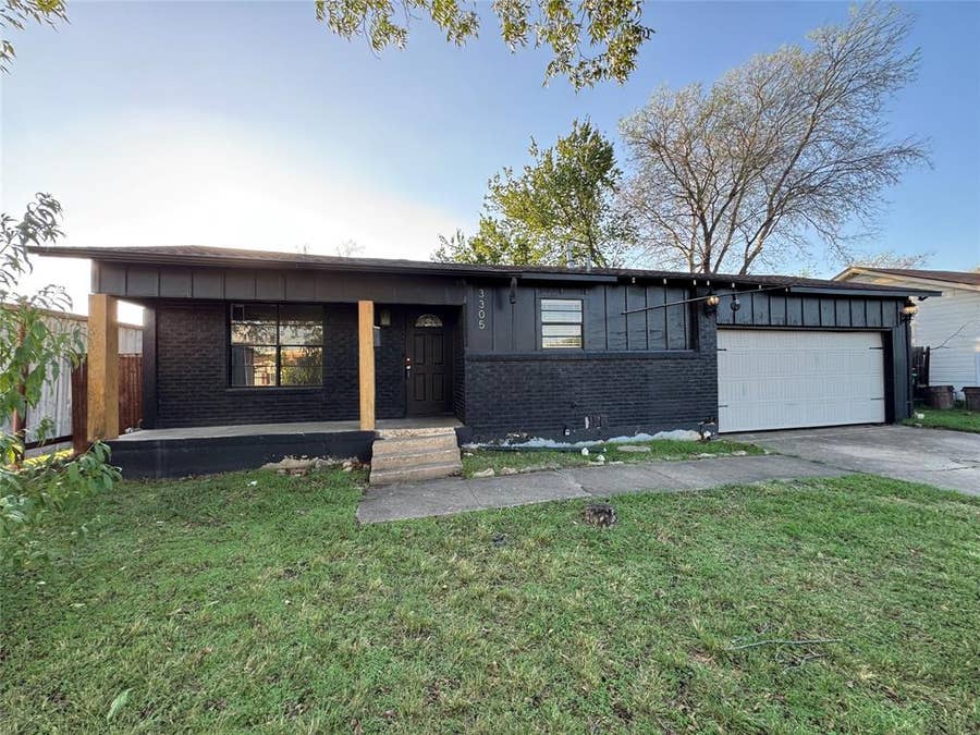 Property photo for 3305 Swan Street, Haltom City, TX