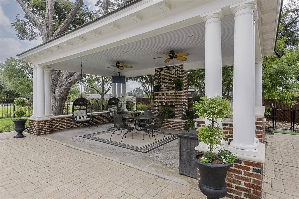 201 Overhill Drive, Waxahachie, TX 75165 201 Overhill Drive, Waxahachie, TX 75165