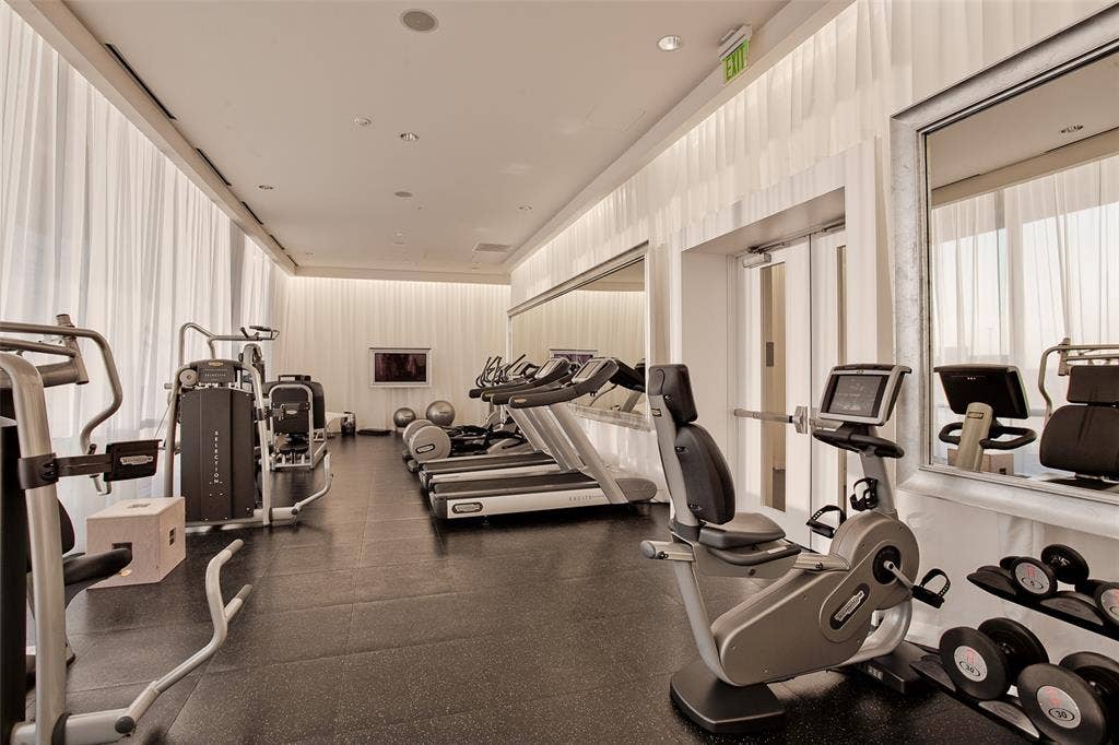 2200 Victory Avenue, #1705, Dallas, TX 75219 2200 Victory Avenue, #1705, Dallas, TX 75219