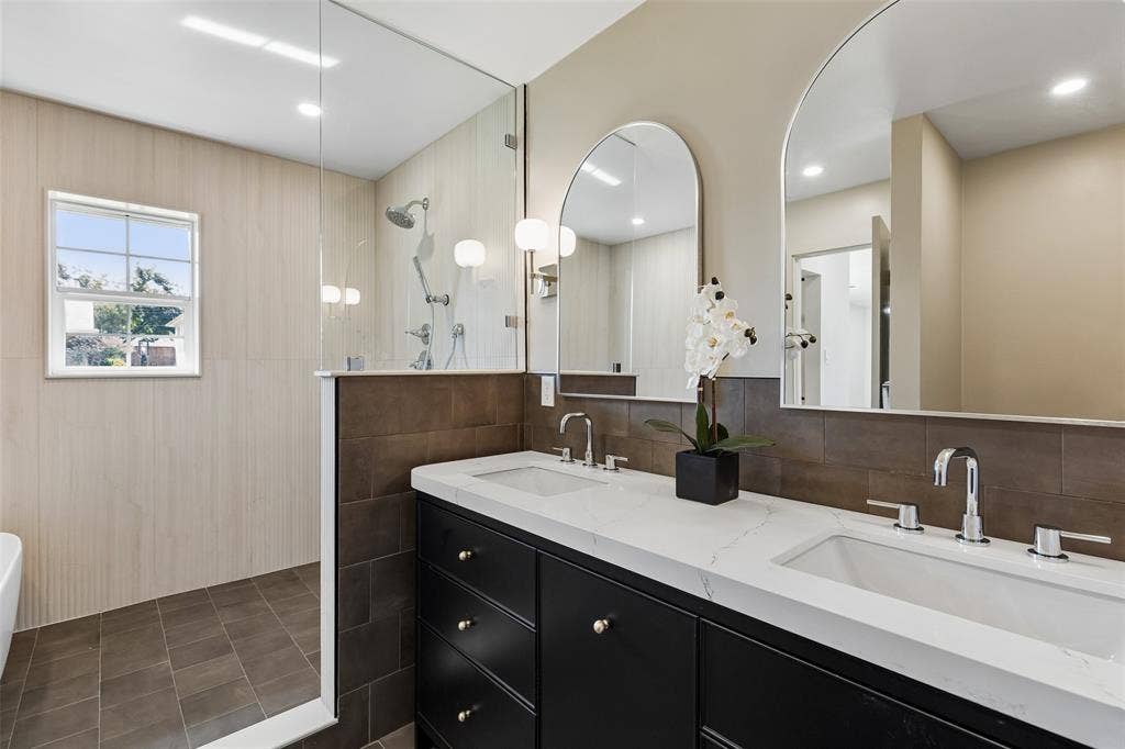 846 Creekridge Drive, Dallas, TX 75218 846 Creekridge Drive, Dallas, TX 75218