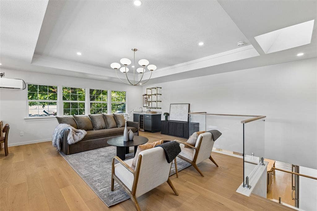 846 Creekridge Drive, Dallas, TX 75218 846 Creekridge Drive, Dallas, TX 75218