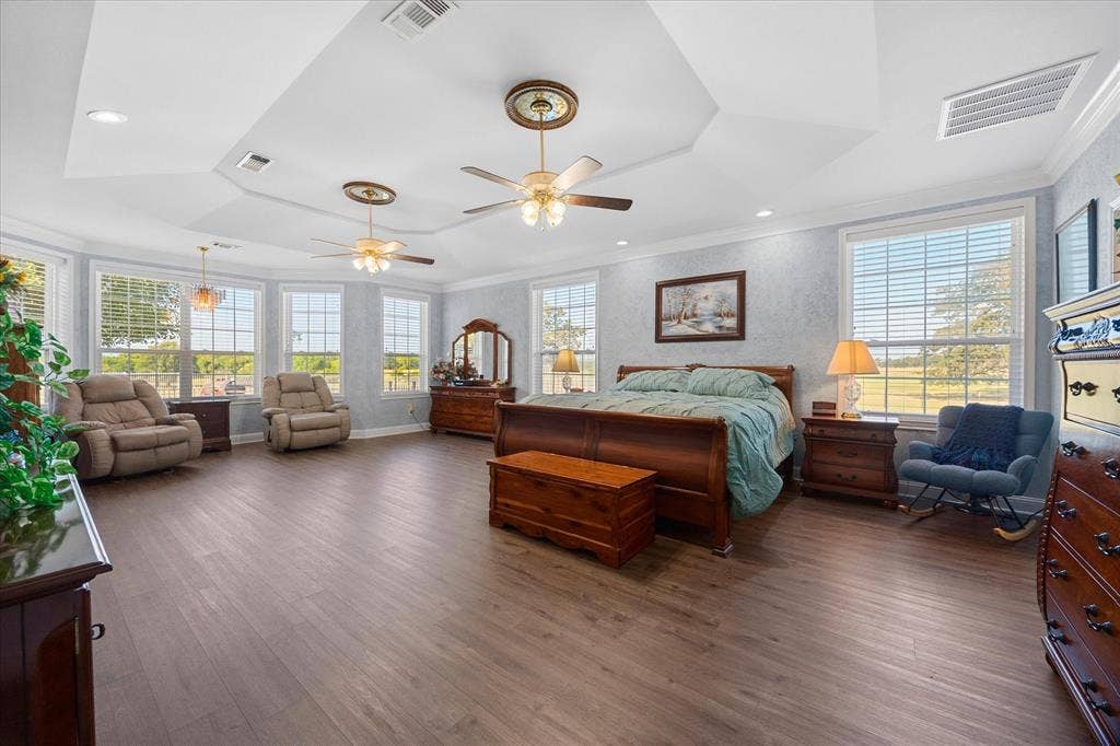 351 County Road 3378, Emory, TX 75440