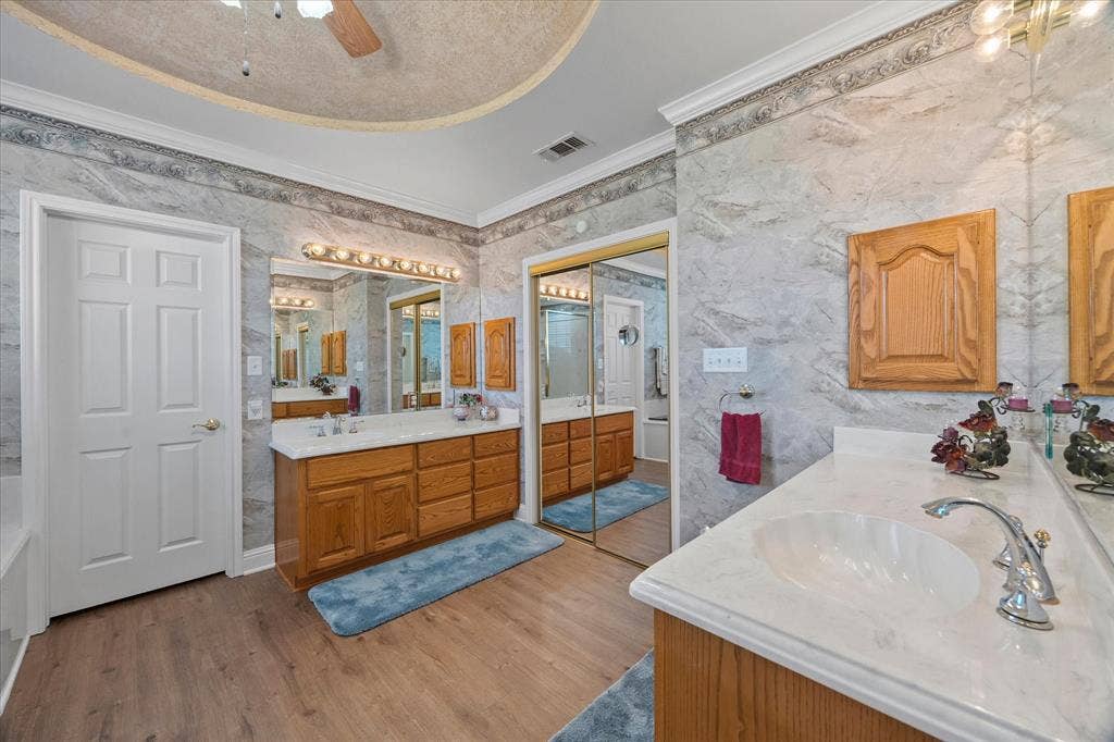 351 County Road 3378, Emory, TX 75440