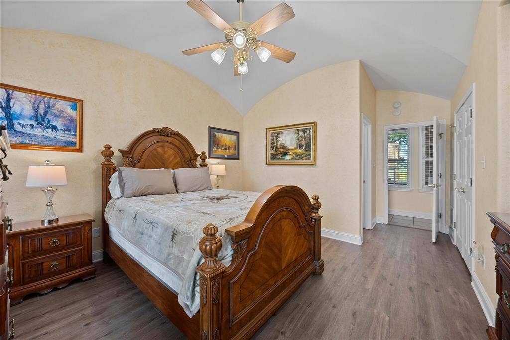 351 County Road 3378, Emory, TX 75440