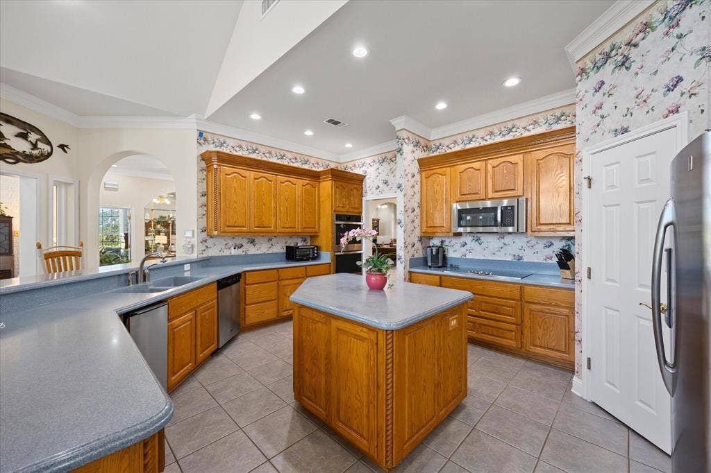351 County Road 3378, Emory, TX 75440