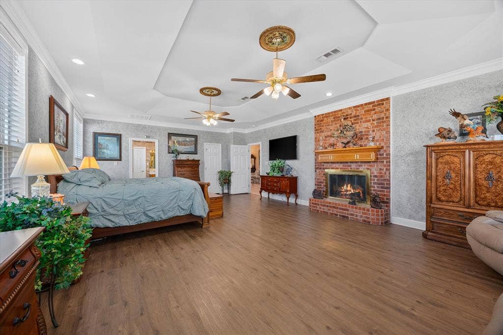 351 County Road 3378, Emory, TX 75440