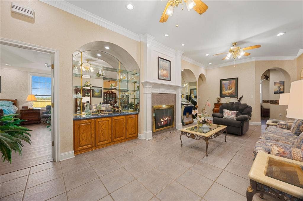 351 County Road 3378, Emory, TX 75440