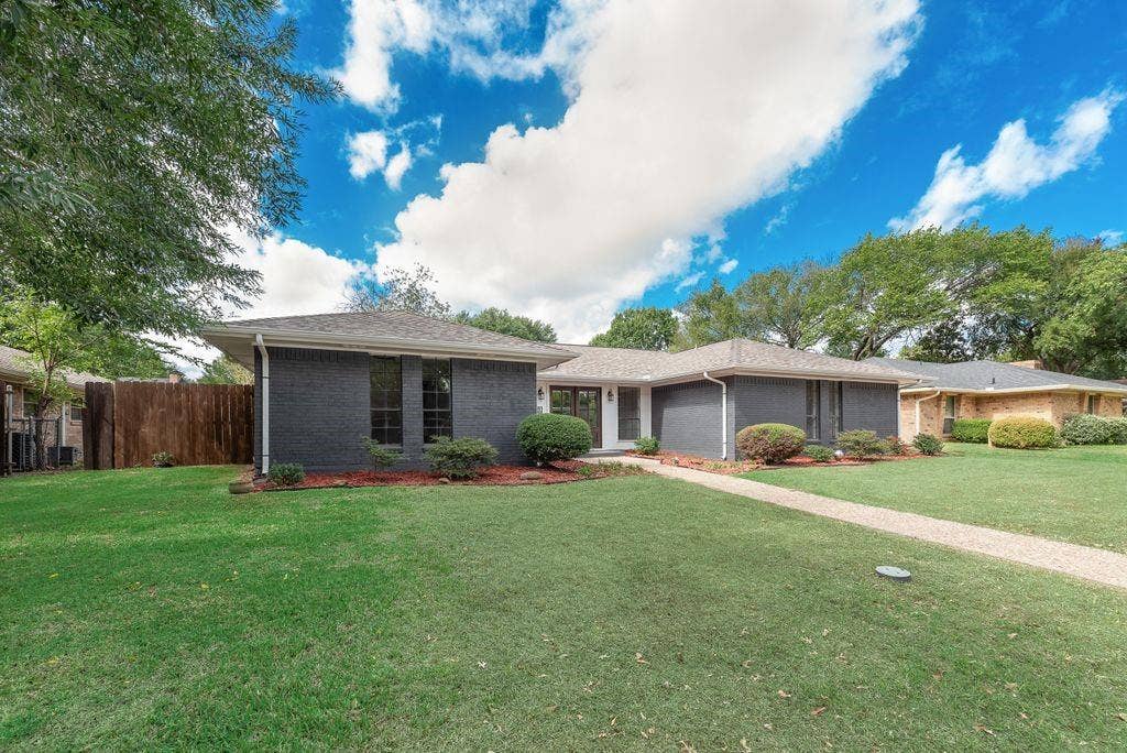 104 Chieftain Drive, Waxahachie, TX 75165 104 Chieftain Drive, Waxahachie, TX 75165
