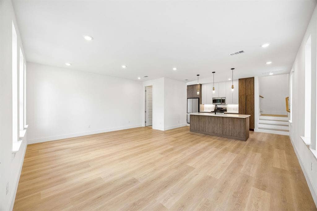 413 N Patton Avenue, Dallas, TX 75203 413 N Patton Avenue, Dallas, TX 75203