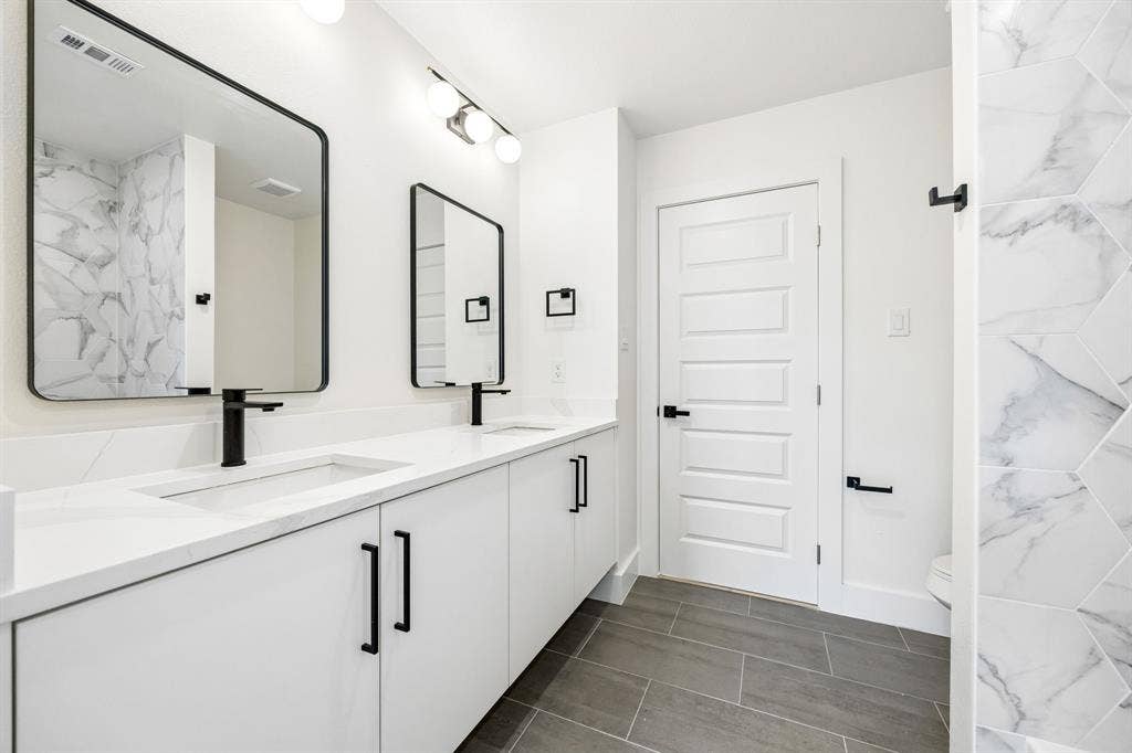 413 N Patton Avenue, Dallas, TX 75203 413 N Patton Avenue, Dallas, TX 75203