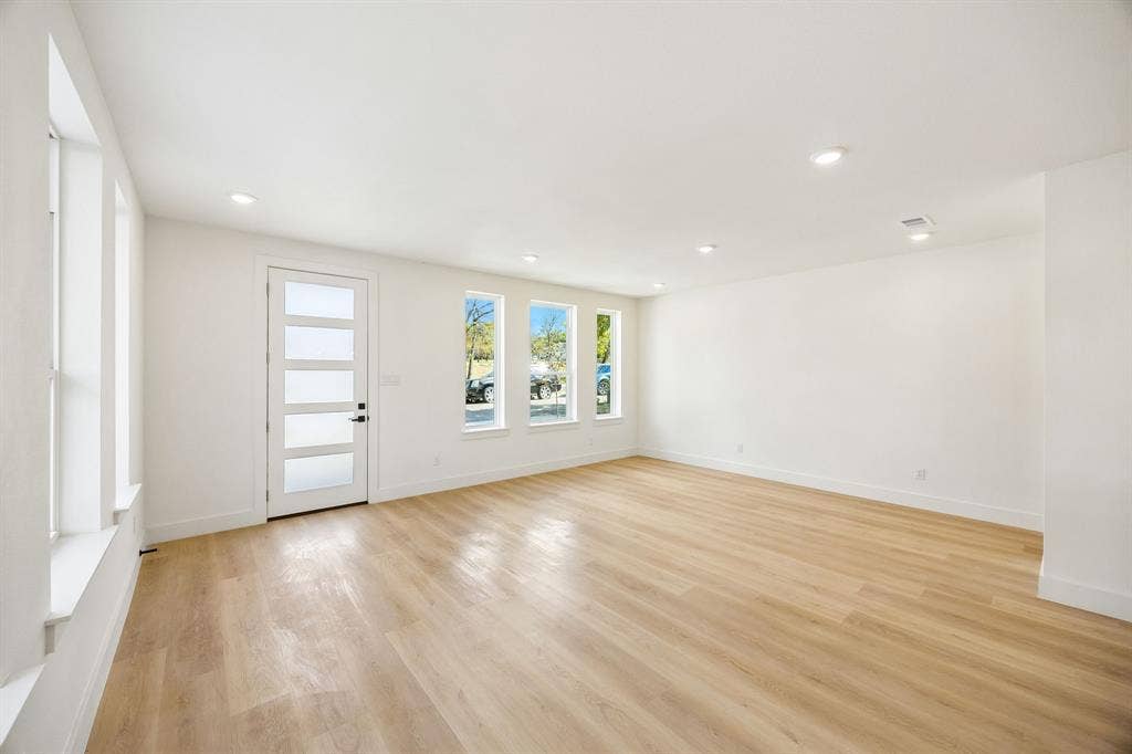 413 N Patton Avenue, Dallas, TX 75203 413 N Patton Avenue, Dallas, TX 75203