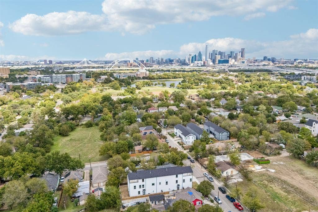 413 N Patton Avenue, Dallas, TX 75203 413 N Patton Avenue, Dallas, TX 75203