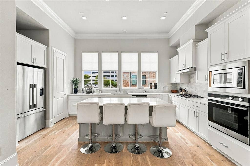 5442 Patterson, Irving, TX 75039
