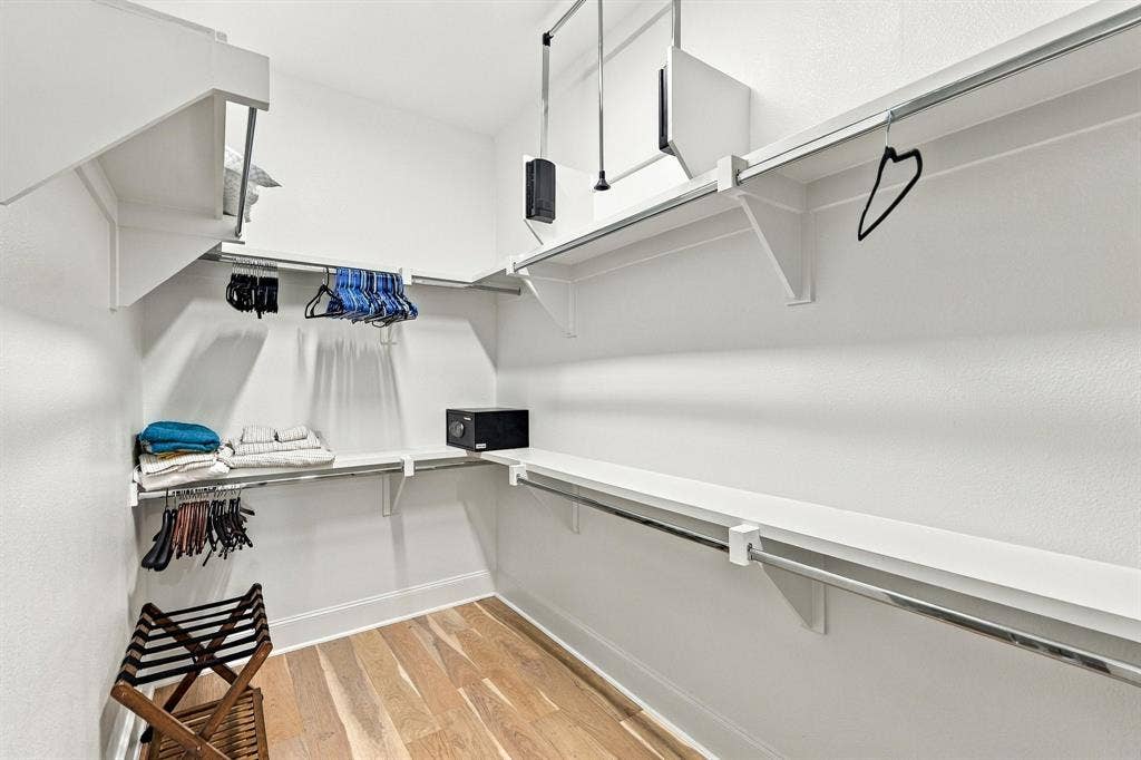 5442 Patterson, Irving, TX 75039