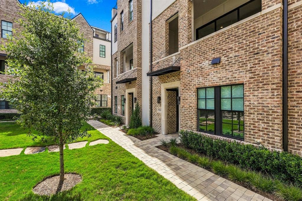 5442 Patterson, Irving, TX 75039