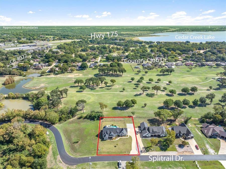 Property photo for 203 Splitrail Drive, Mabank, TX