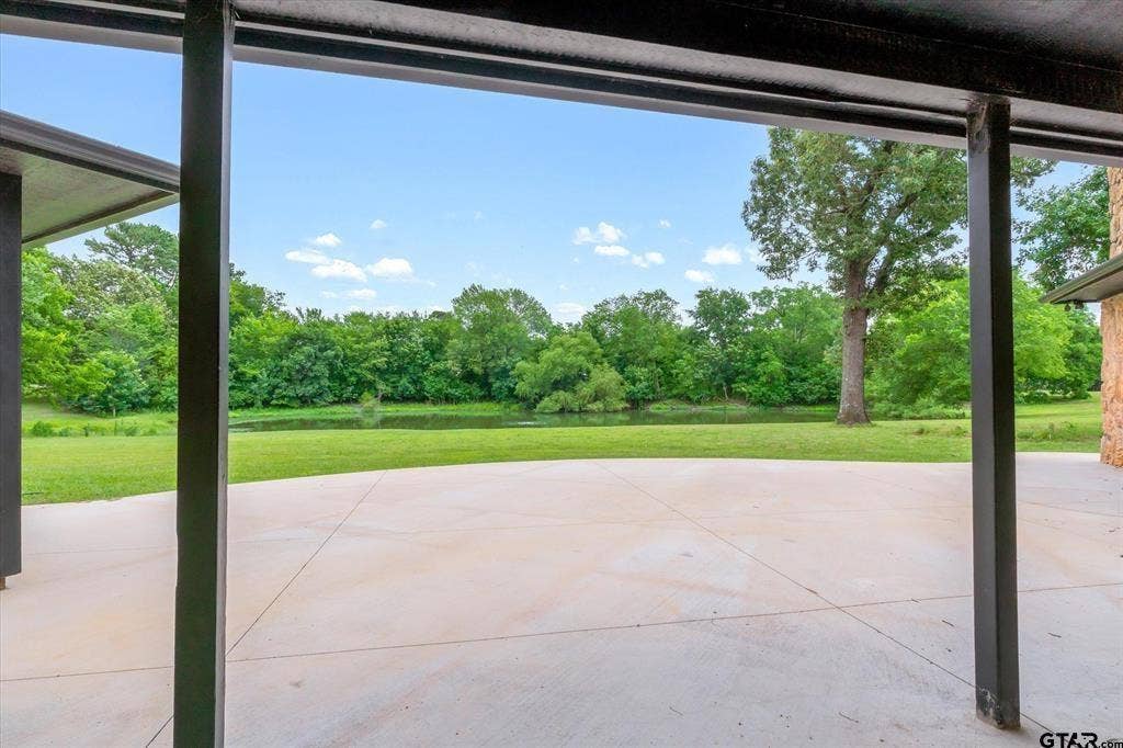 1203 N Spring Street, Grand Saline, TX 75140