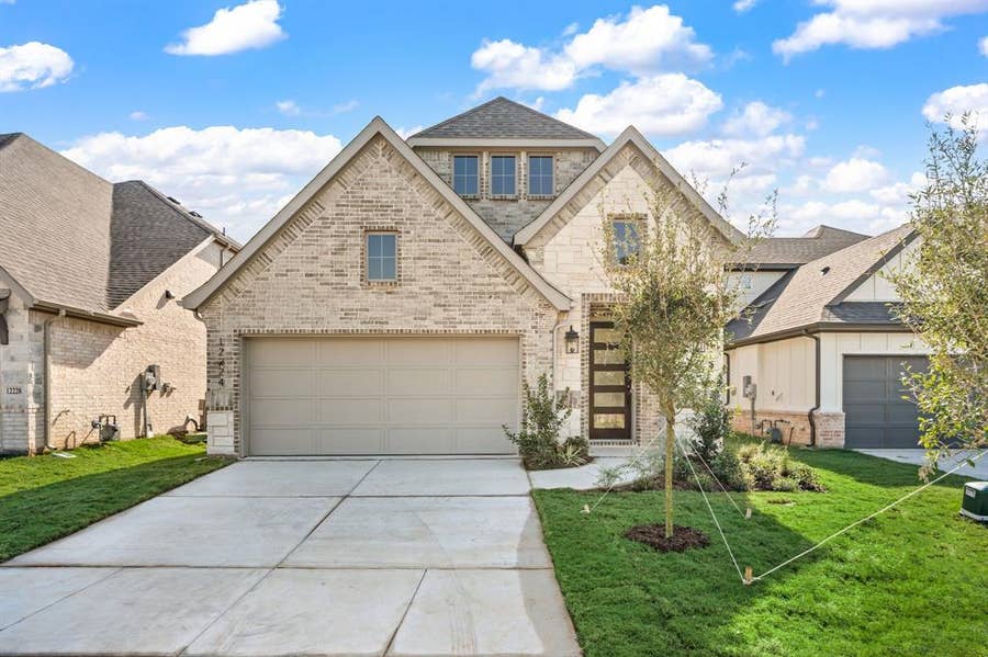 Property photo for 12224 Ross Calhoun Drive, Fort Worth, TX