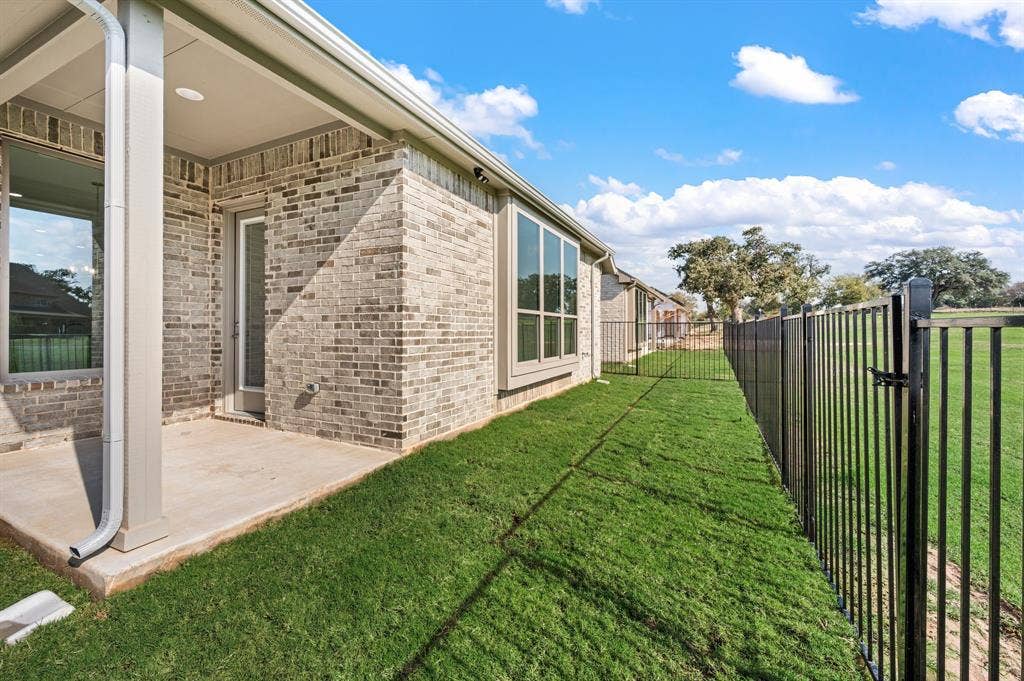 12224 Ross Calhoun Drive, Fort Worth, TX 76179 12224 Ross Calhoun Drive, Fort Worth, TX 76179