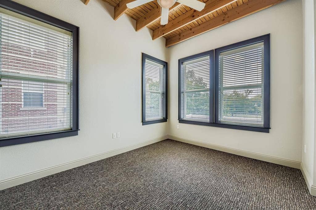 928 Lipscomb Street, #206, Fort Worth, TX 76104