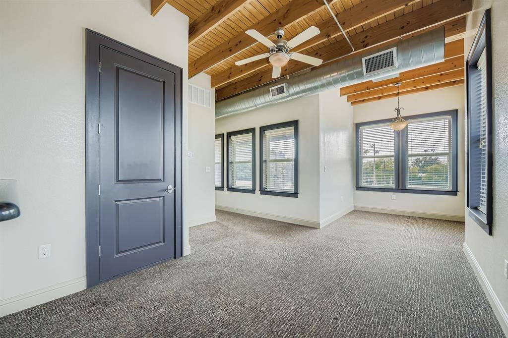 928 Lipscomb Street, #206, Fort Worth, TX 76104