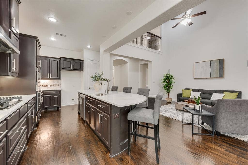7254 Clementine Drive, Irving, TX 75063