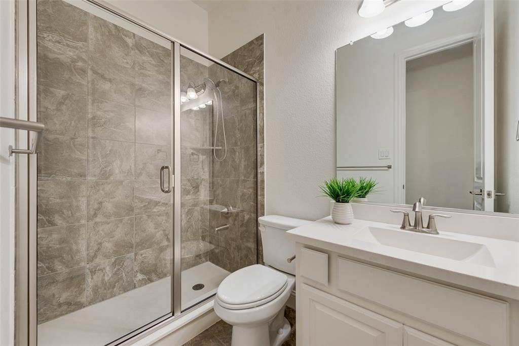 7254 Clementine Drive, Irving, TX 75063