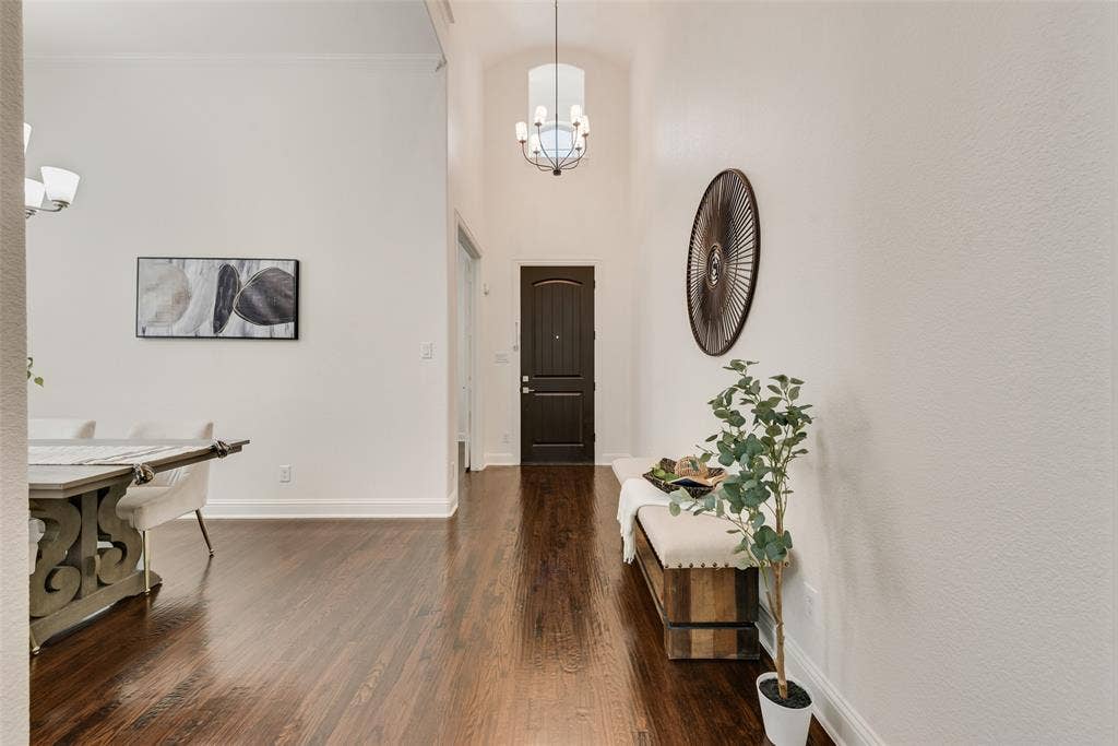 7254 Clementine Drive, Irving, TX 75063