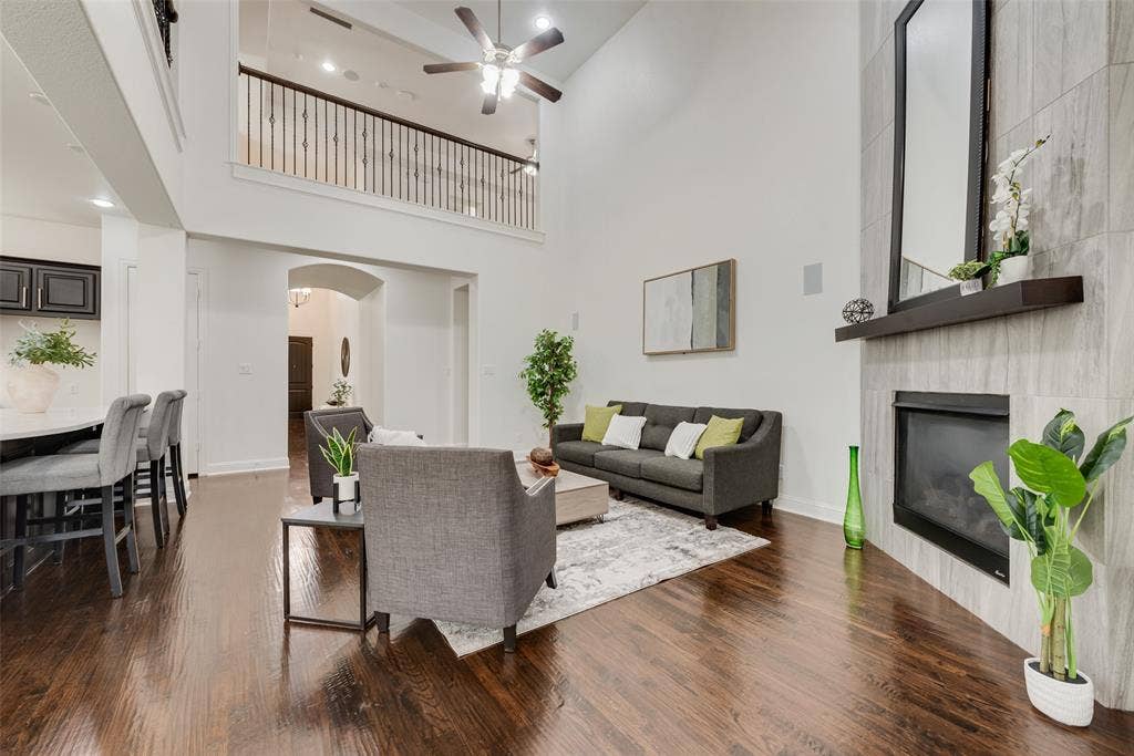 7254 Clementine Drive, Irving, TX 75063