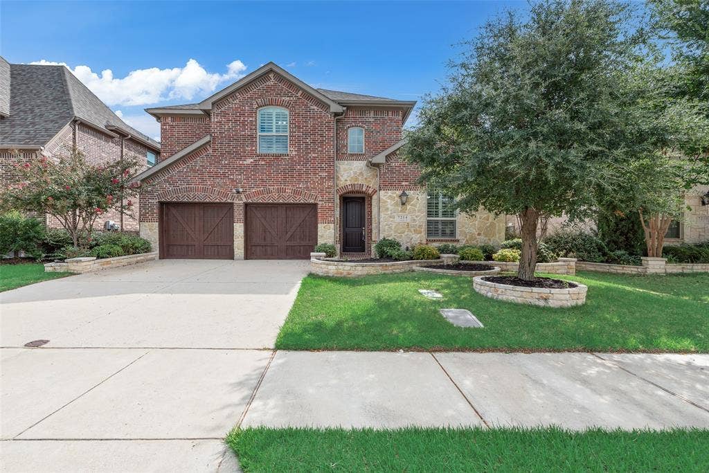 7254 Clementine Drive, Irving, TX 75063