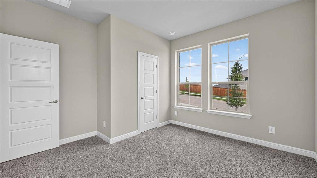 113 RINGTRAIL Drive, Rhome, TX 76078