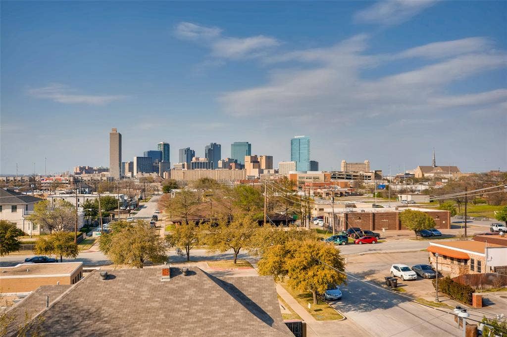 928 Travis Avenue, #407, Fort Worth, TX 76104