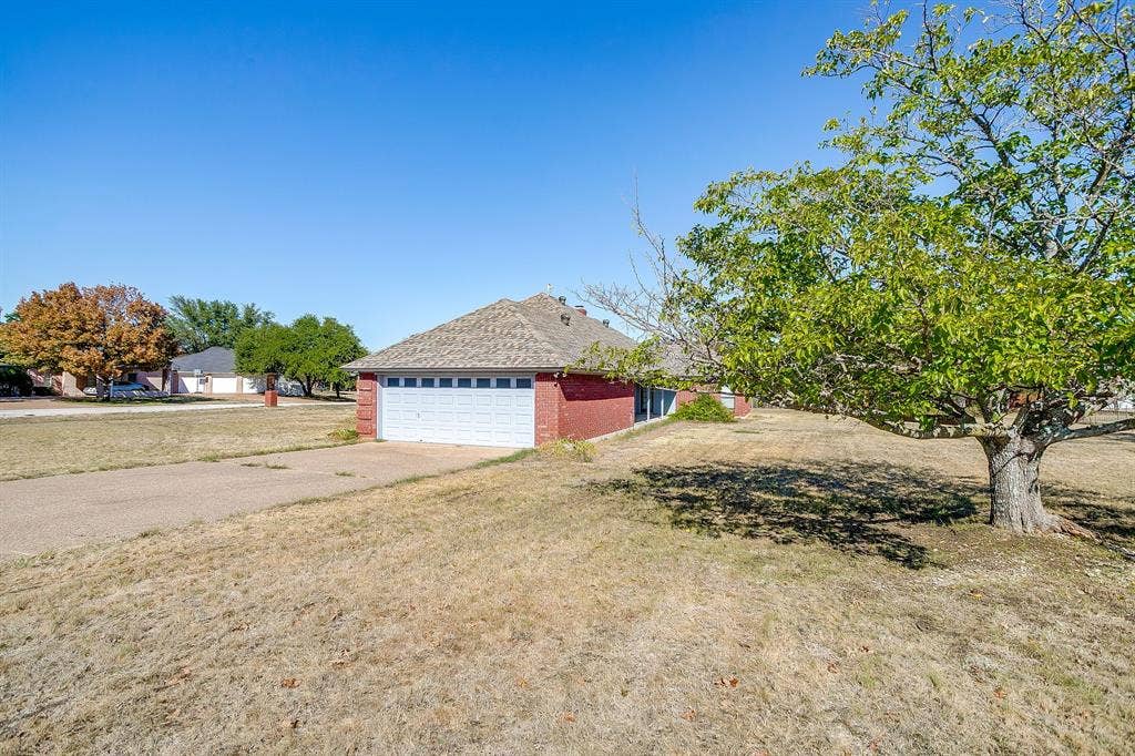 101 Royal Oak Drive, Aledo, TX 76008 101 Royal Oak Drive, Aledo, TX 76008