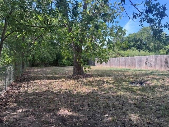 1244 12th Street SE, Paris, TX 75460