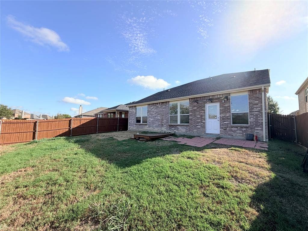 1712 Abby Creek Drive, Little Elm, TX 75068