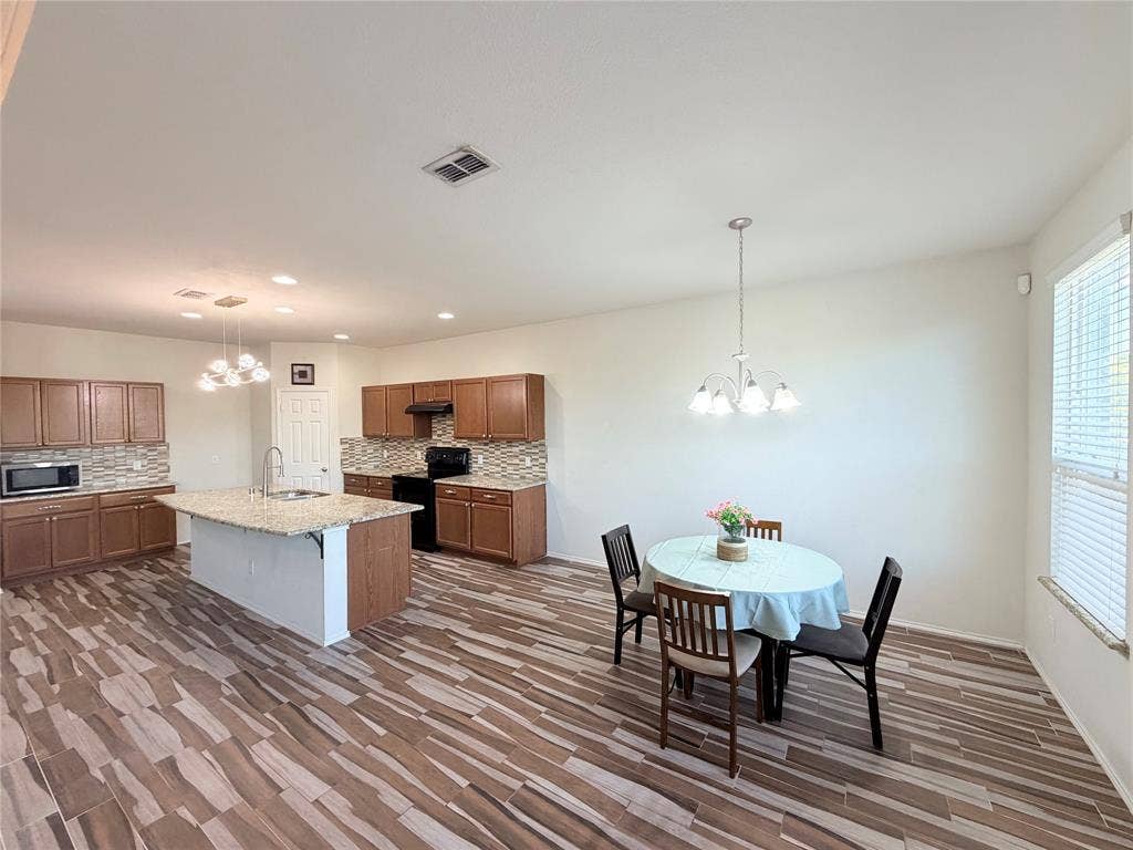 1712 Abby Creek Drive, Little Elm, TX 75068