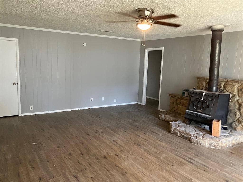4017 Gordon Street, Greenville, TX 75401 4017 Gordon Street, Greenville, TX 75401